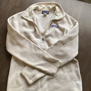 Patagonia Beige Knit Pullover Sweater